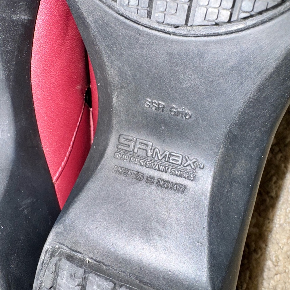 SR Max Slip Resistant Clogs size 9 - Picture 3 of 5